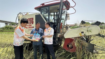 湖北交通护航麦收 收费站平均通行时间缩短六成