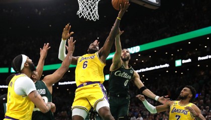 凯尔特人出局后，湖人记者感谢尼克斯！