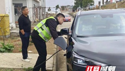 永州高速：电量告急 收费站及时伸出援手