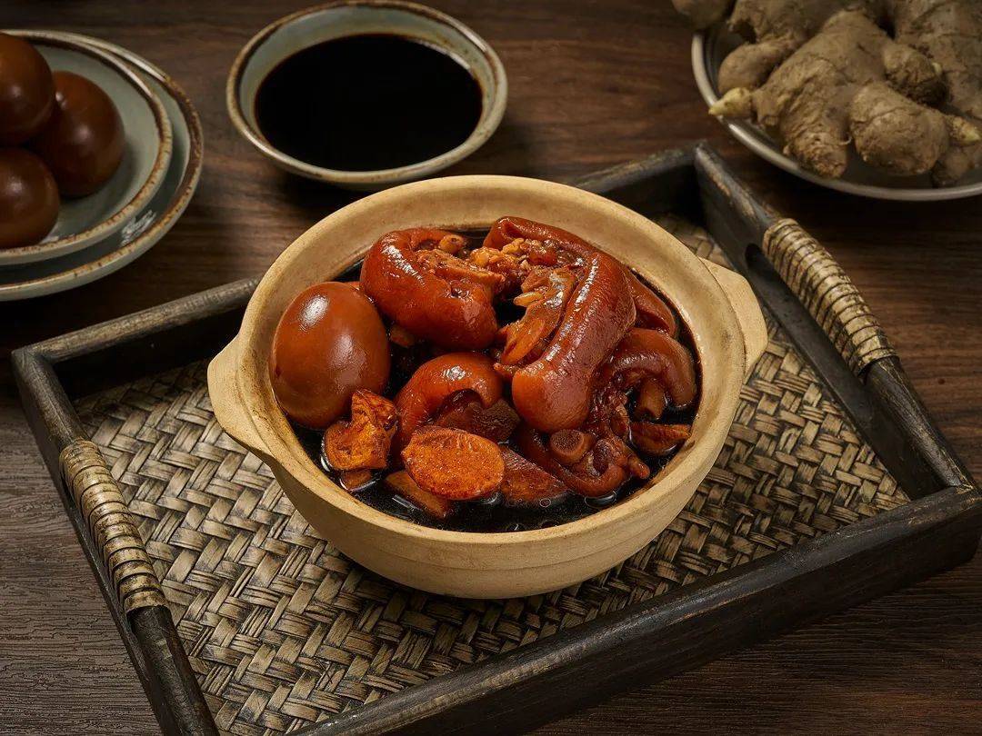 CRFE资讯:地方菜火爆出圈，这个菜系正在焕发新生机