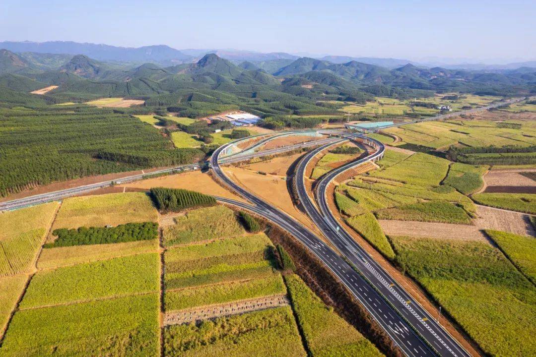 资讯 | 今日全线通车！广西一地实现“一小时经济圈”
