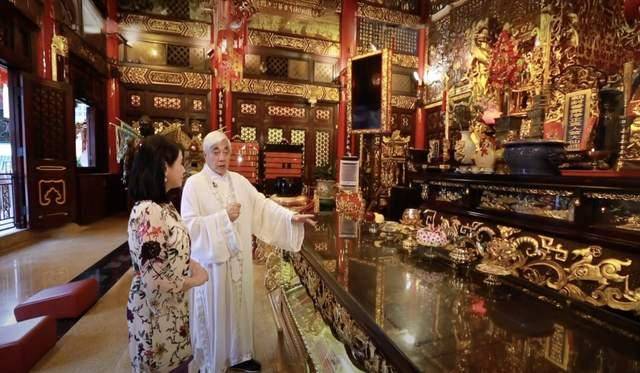 陈复生摄制文化纪录片《园系香江百载情》凤凰卫视香港台全球首播