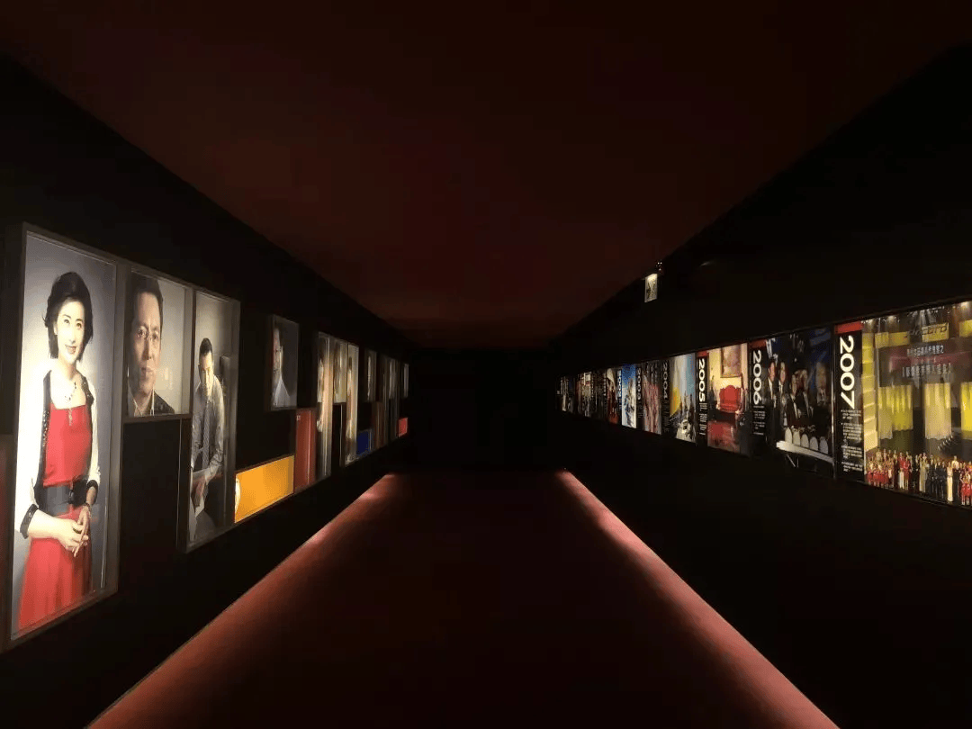 诺盾教育 | 凤凰卫视香港总部之旅，了解主播镜头后的传媒世界！