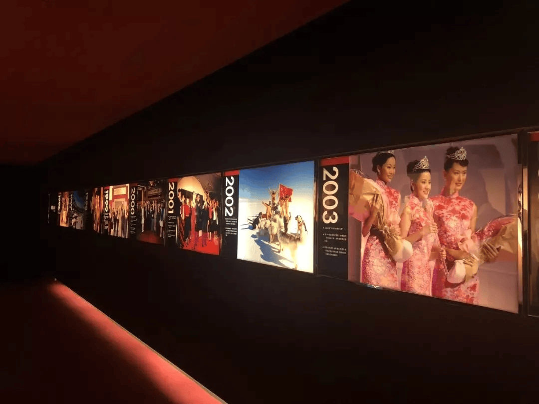 诺盾教育 | 凤凰卫视香港总部之旅，了解主播镜头后的传媒世界！