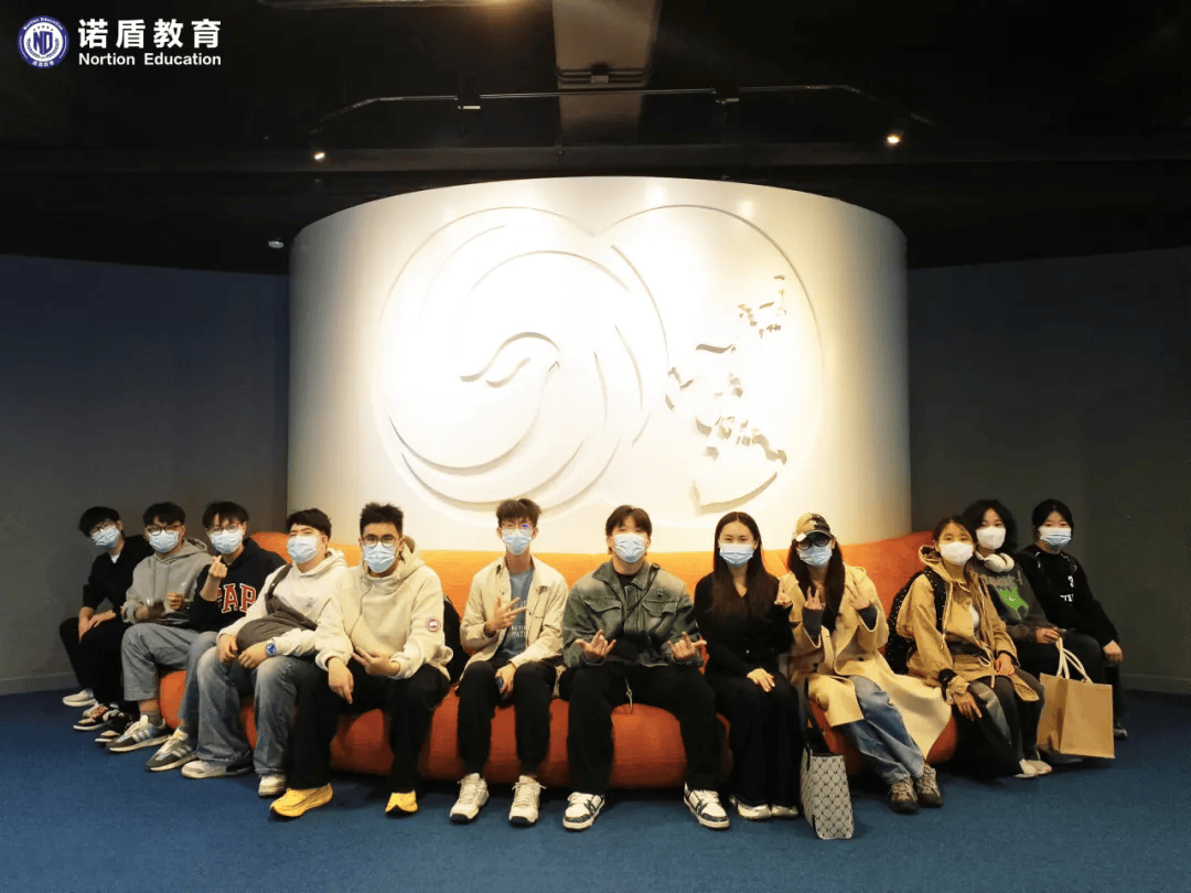 诺盾教育 | 凤凰卫视香港总部之旅，了解主播镜头后的传媒世界！