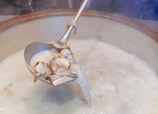 CRFE资讯：西贝首开火锅店！人均150+，却冲上了榜一