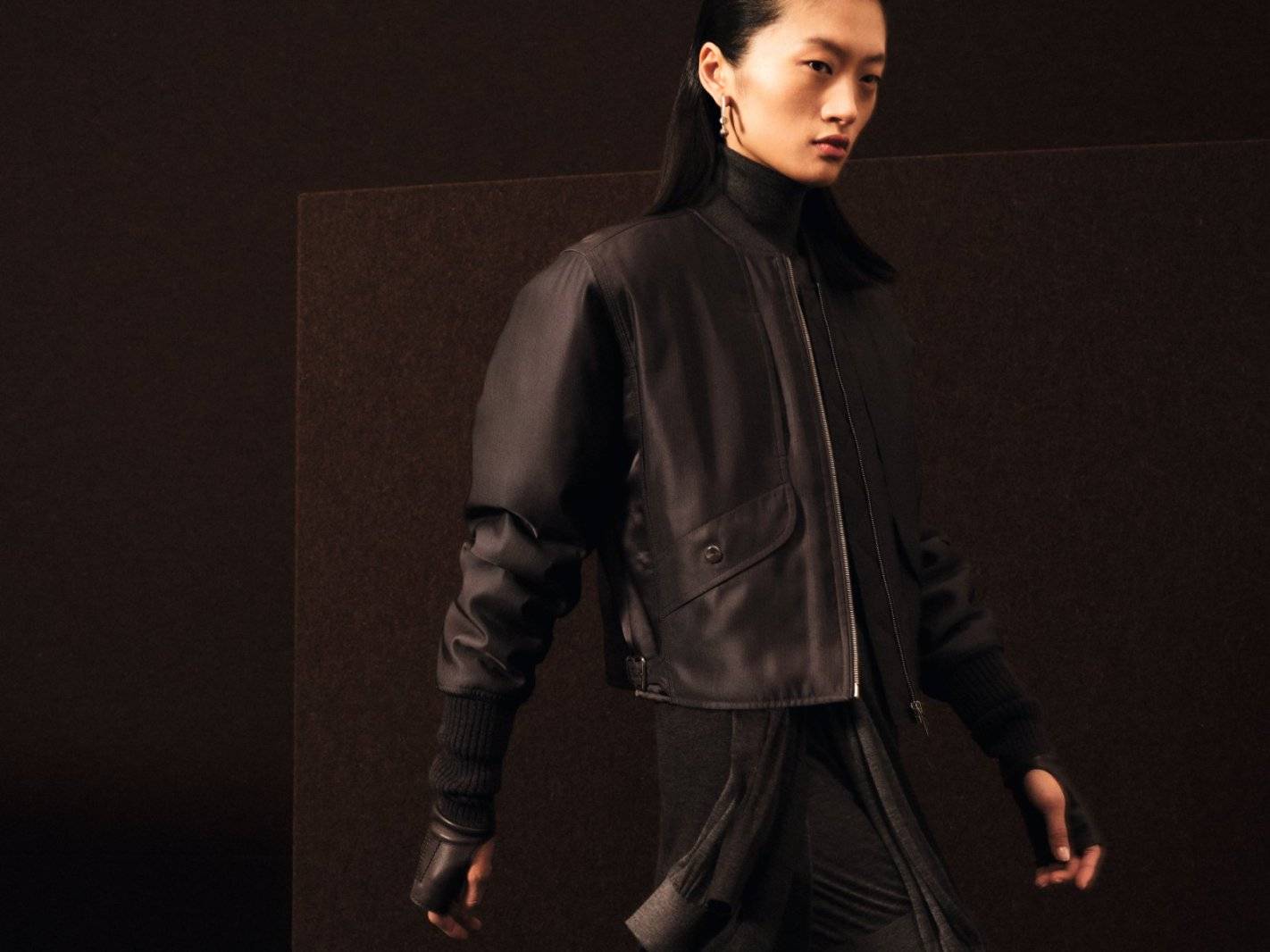 时尚媒体｜爱马仕秋冬女装，毛毡皮革勾勒刚柔之美｜广州时尚媒体