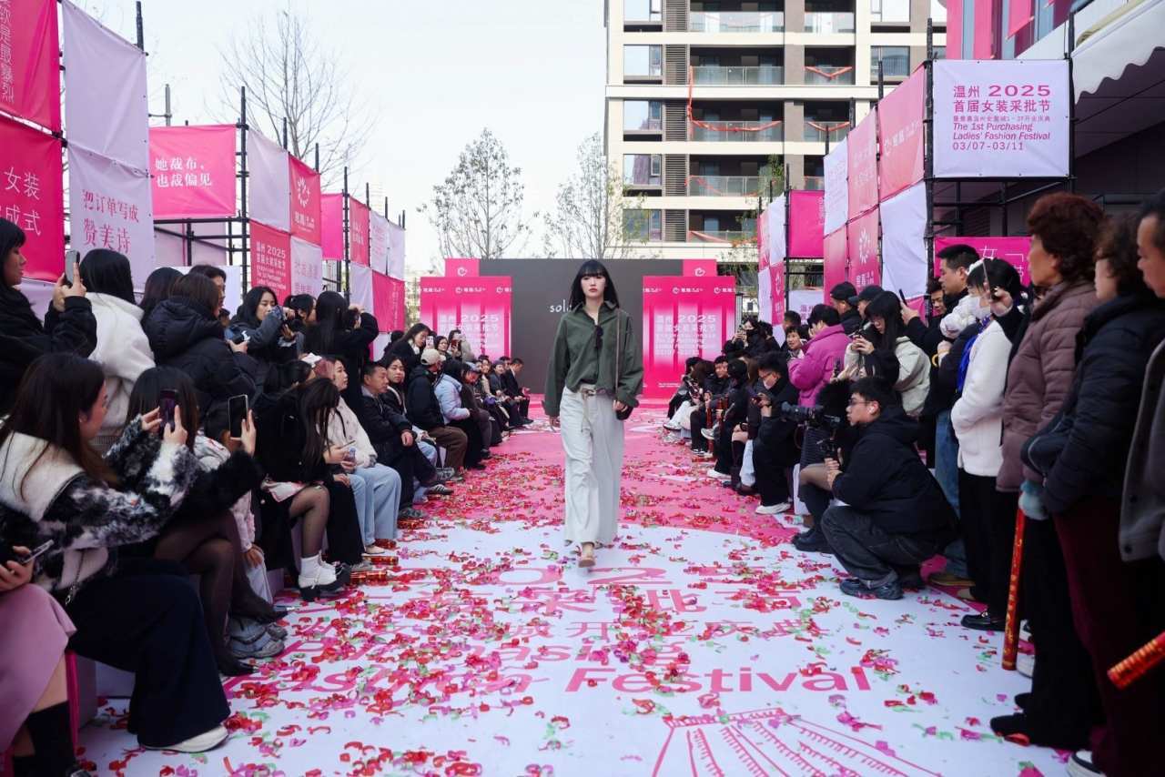 时尚鹿城再添重磅注脚 意嘉温州女装城开业