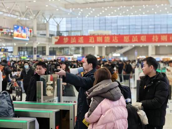 2025春运收官，长三角铁路、铁路上海站创旅客发送量历史新高