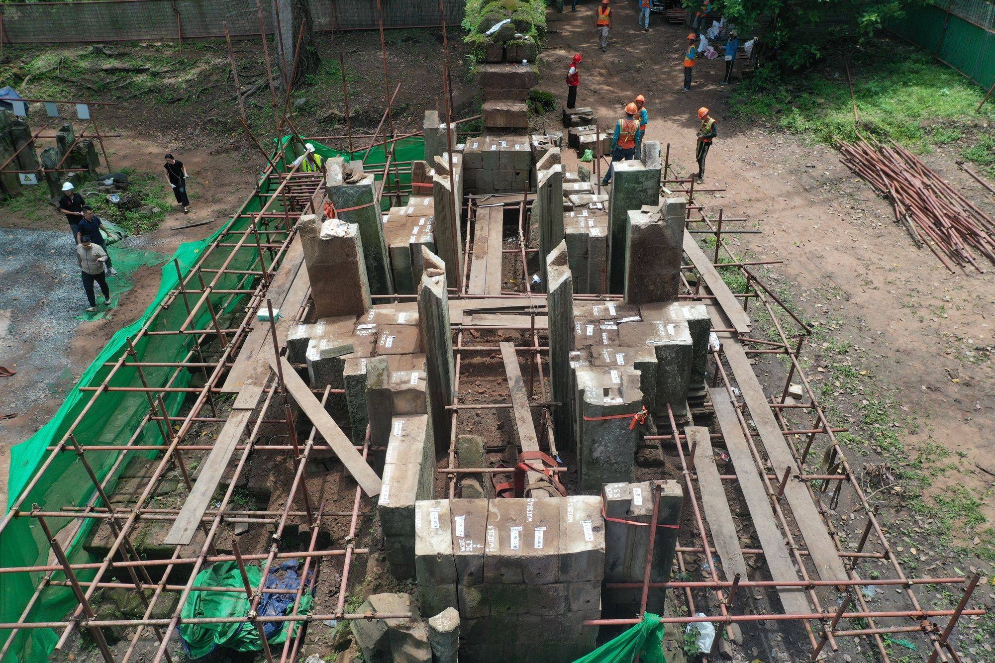 资讯有故事｜中国专家如何在热带丛林中修复吴哥王宫遗址？