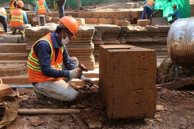 资讯有故事｜中国专家如何在热带丛林中修复吴哥王宫遗址？