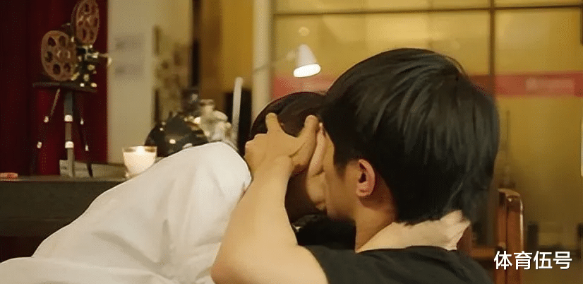 许凯、井柏然、宋威龙，和谭松韵拍吻戏，谁更具魅力？