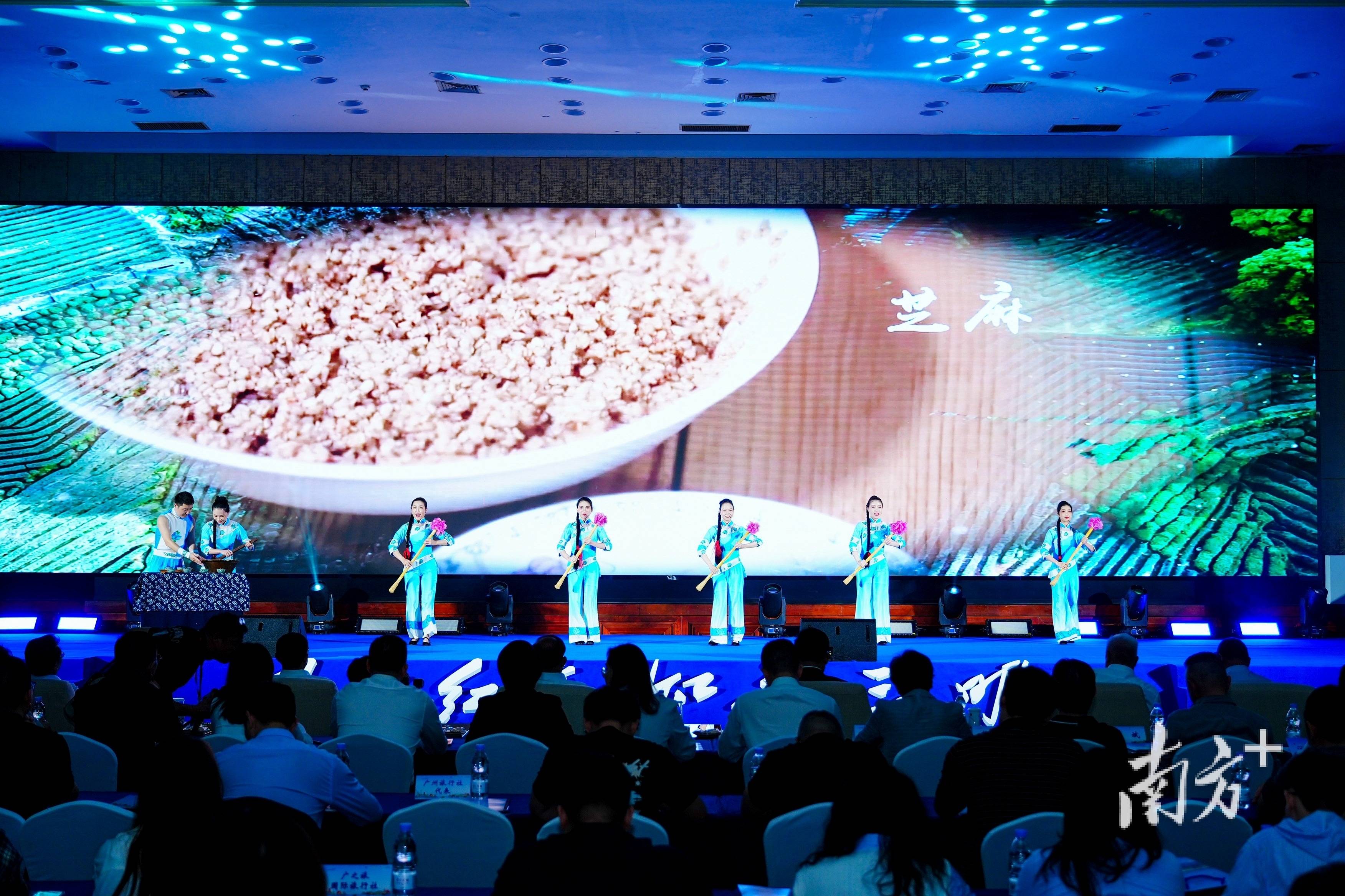 1.5小时直飞品尝正宗沙县小吃！广州—三明航线开通