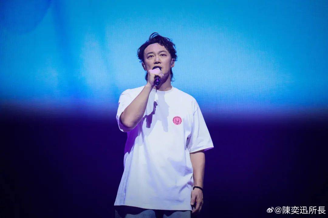 网传陈奕迅去世，歌手叶晓粤辟谣：假新闻！