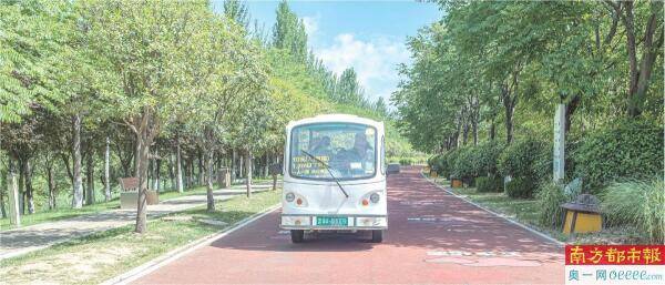 西安禁止强制游客坐景区摆渡车