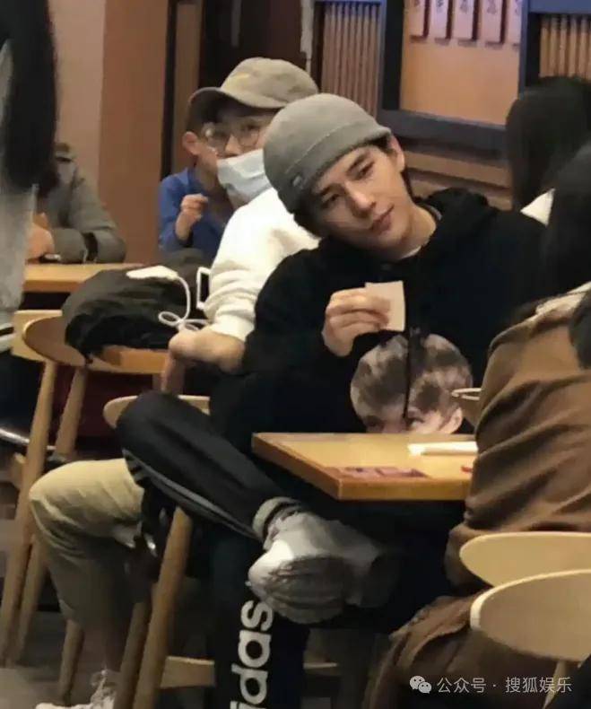 又要见证素人明星的诞生？都说她不进娱乐圈可惜了......