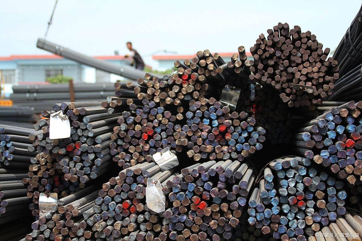 今日废钢价曝光：北涨南跌，到底出不出货？