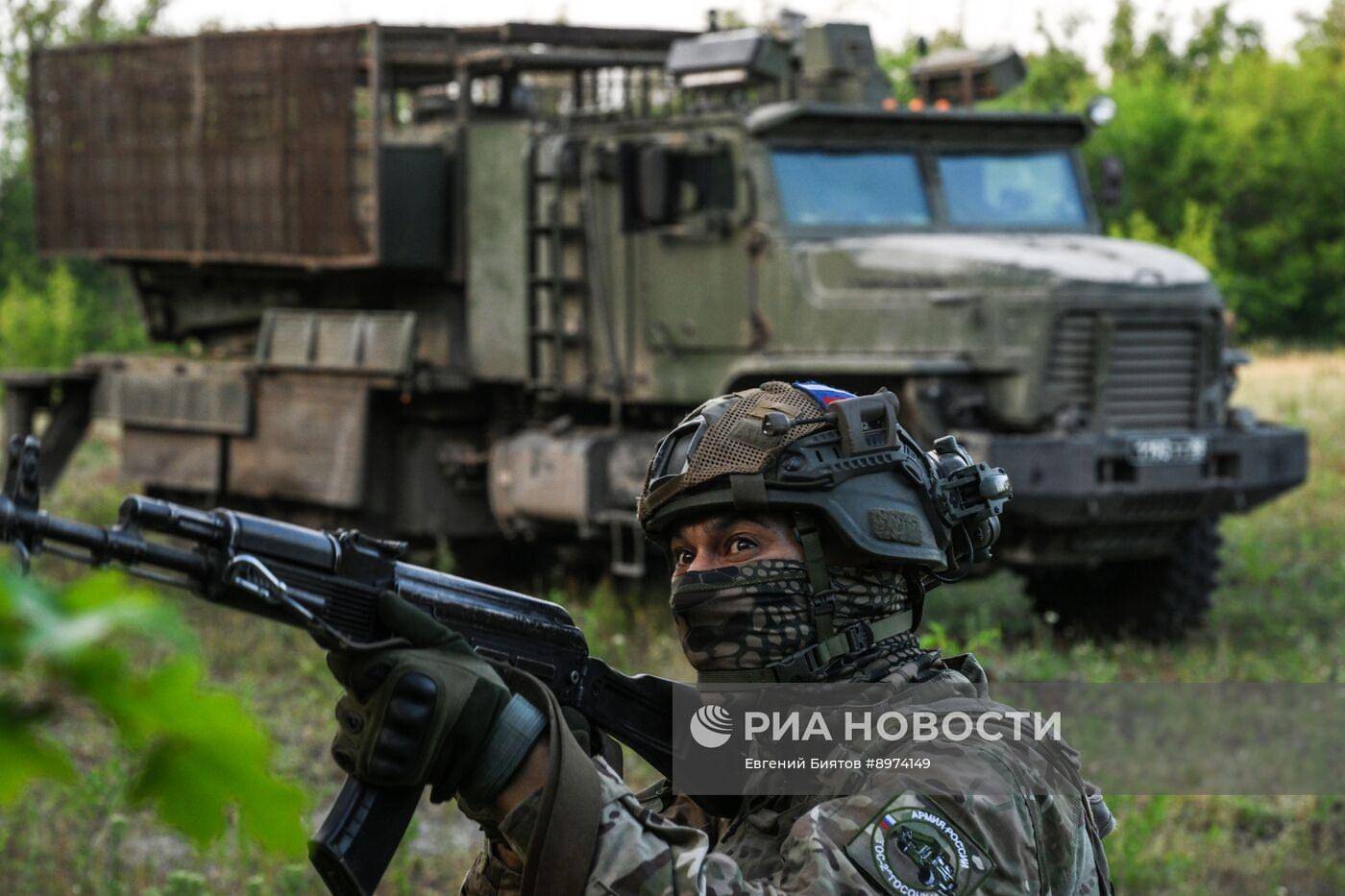 普京就差笑出声了,数十万俄军持续激战:逼迫特朗普露出真正面目