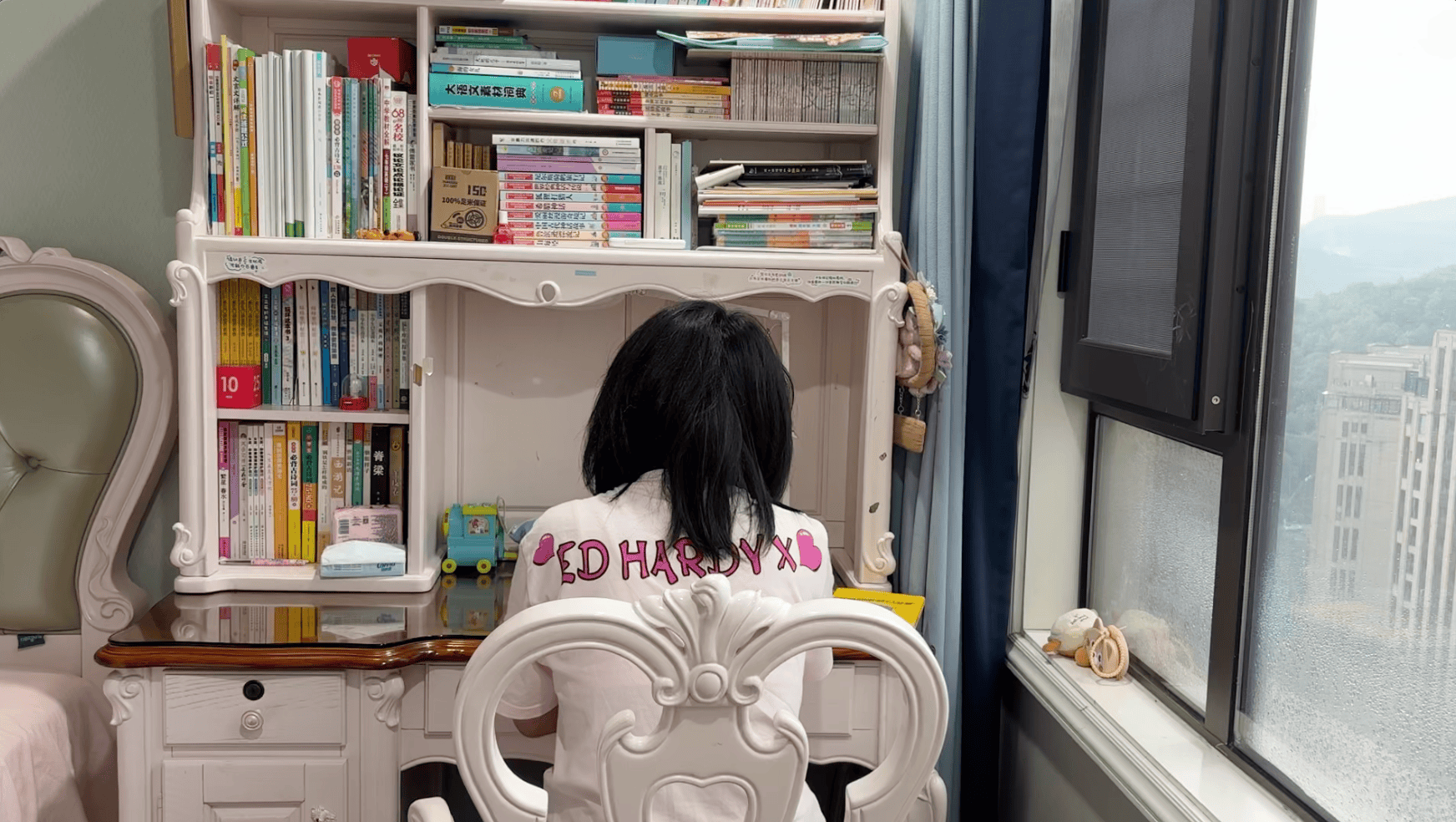 老师打伤学生判五年 学生伤残返校困难