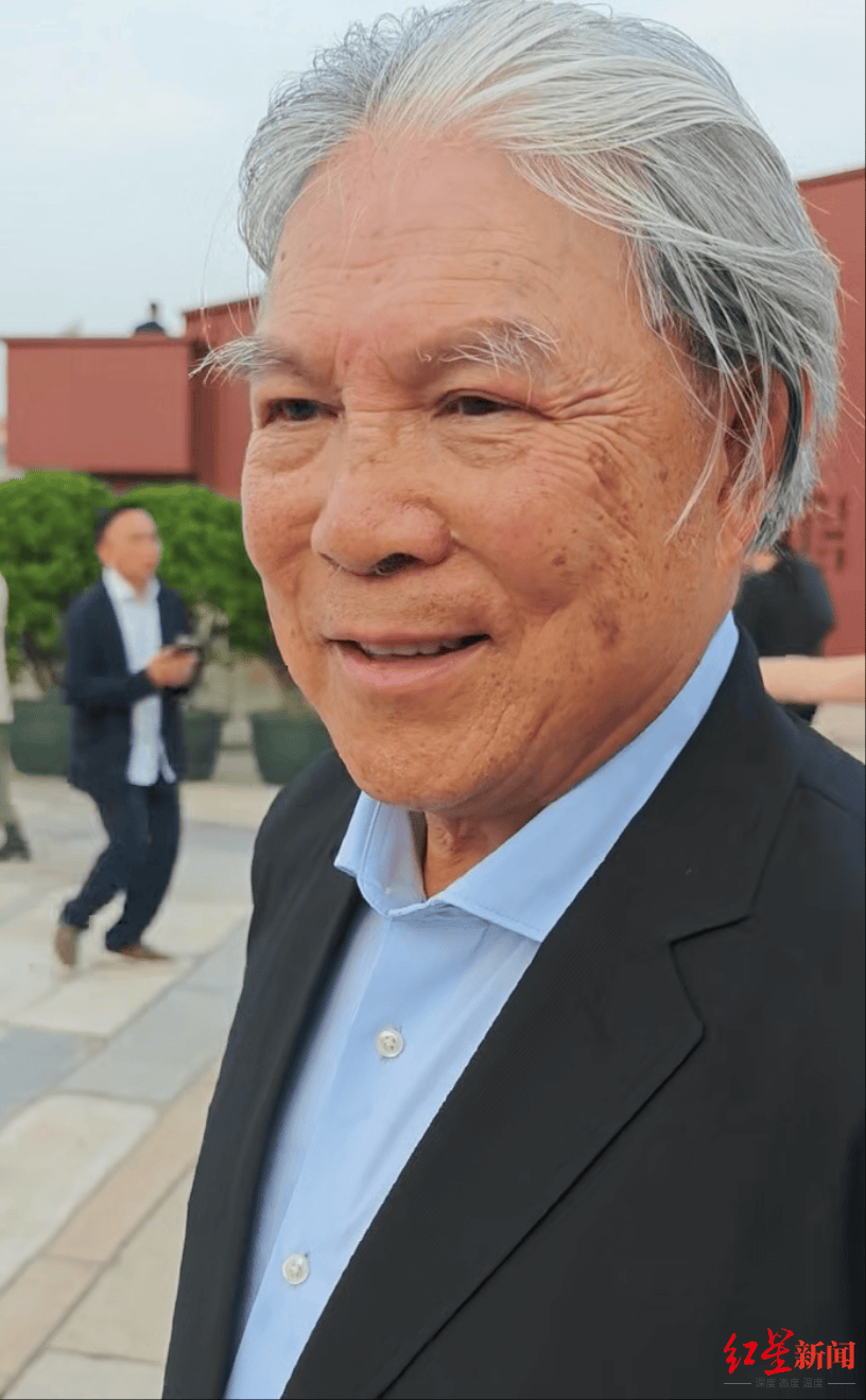 霍震霆：在阅兵仪式中，看到了国家的国防能力和国家发展