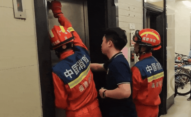 仅半年，俩男子在同一小区“消费”近两万元，原因竟还一样！